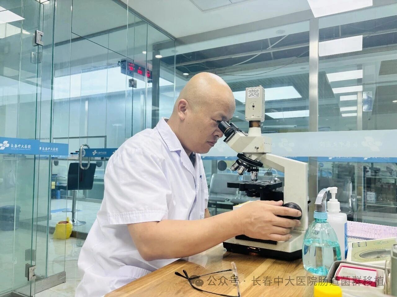锡林郭勒盟|高朋磊医师：左手男科临床，右手肠道菌群移植深入研究
